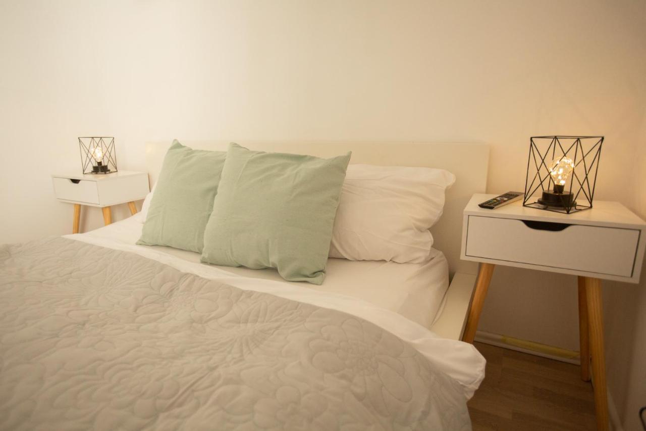 Neu Innenstadt Altstadt Apartment In Top Lage Von Koln Exterior photo